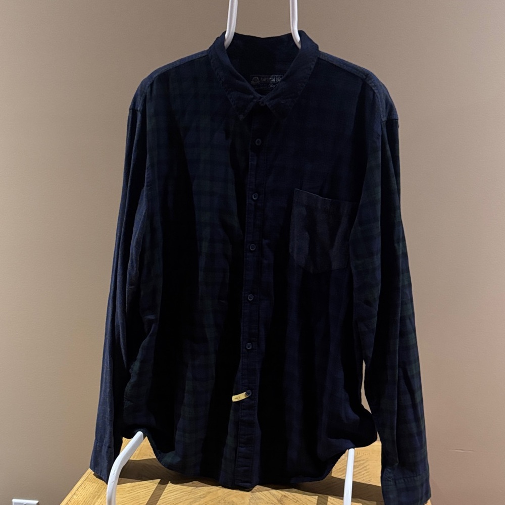 American Rag Men's Dark Plaid Button Down Shirt